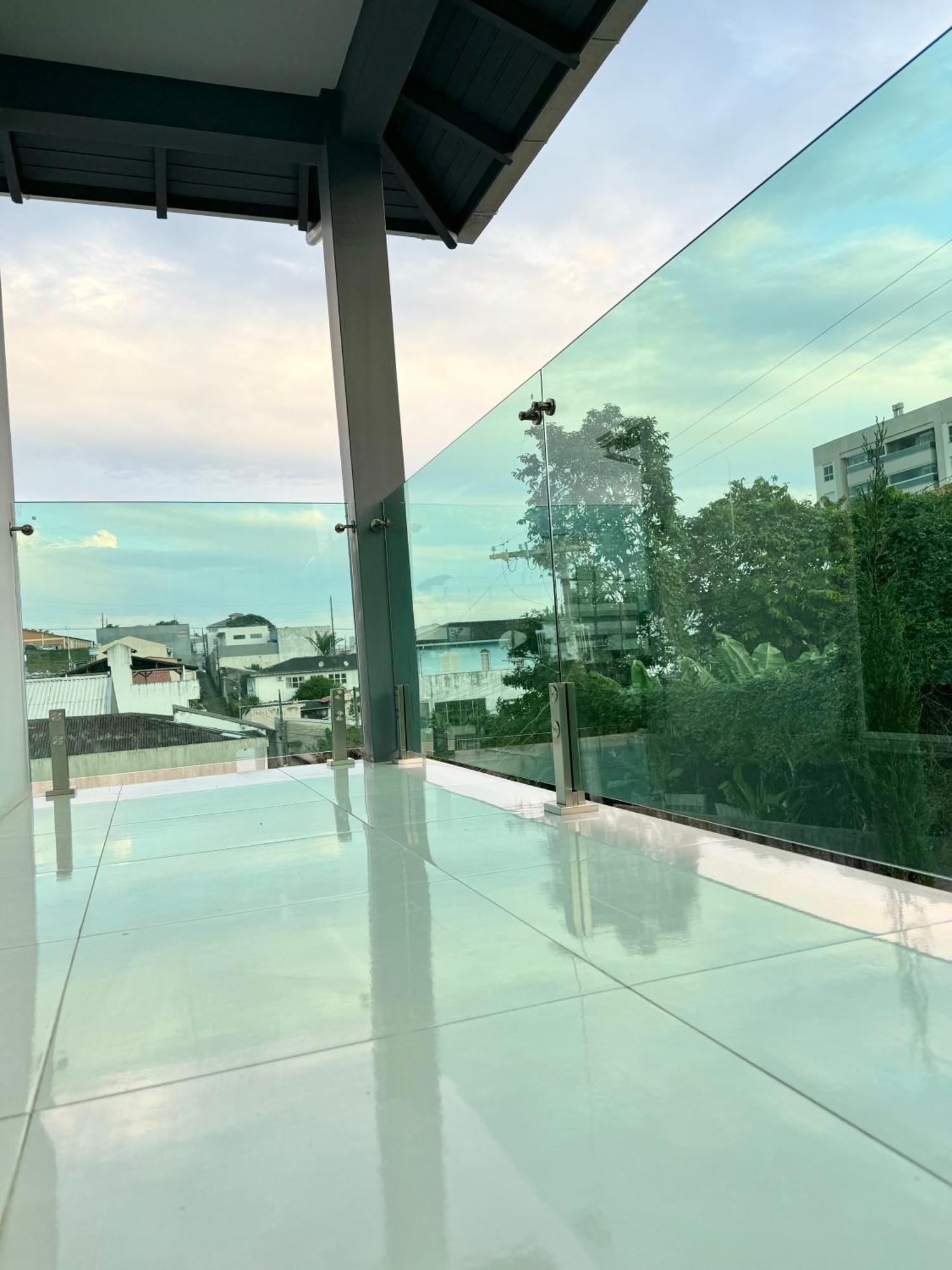 Quarto Confortavel Com Tv, Ar E Sacada Vista Jardim Florianopolis Ngoại thất bức ảnh